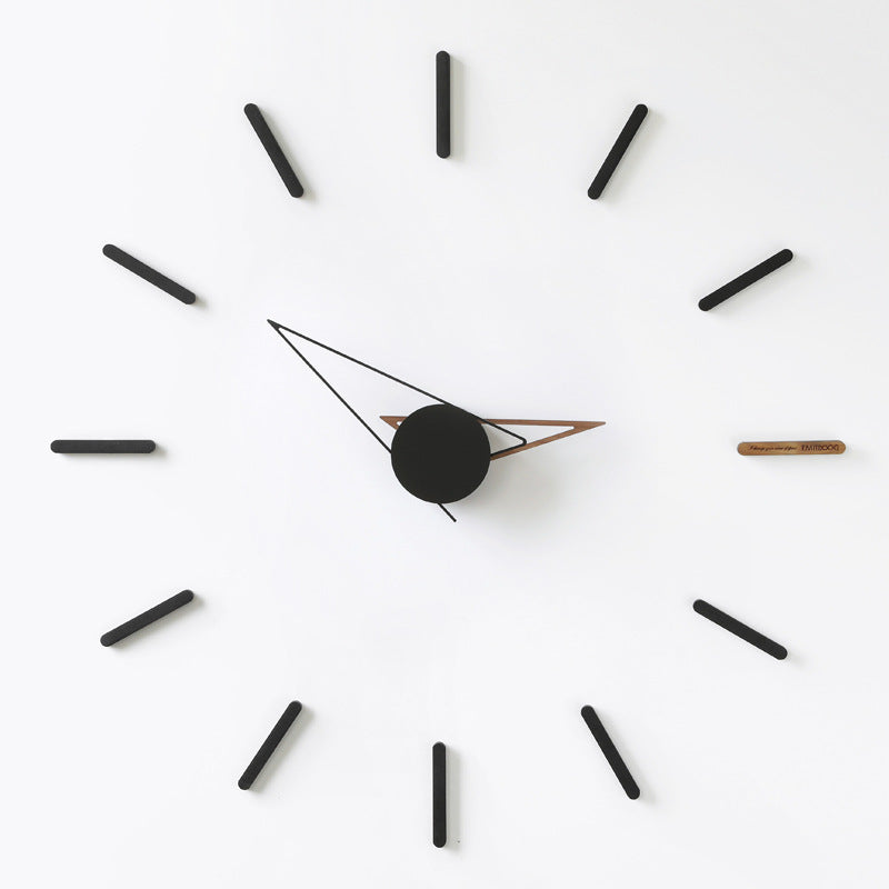 Modern Style Wall Clock